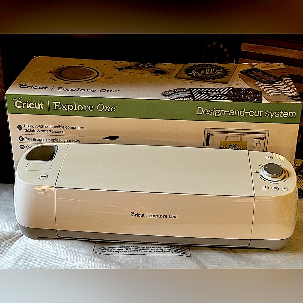 CRICUT EXPLORE ONE